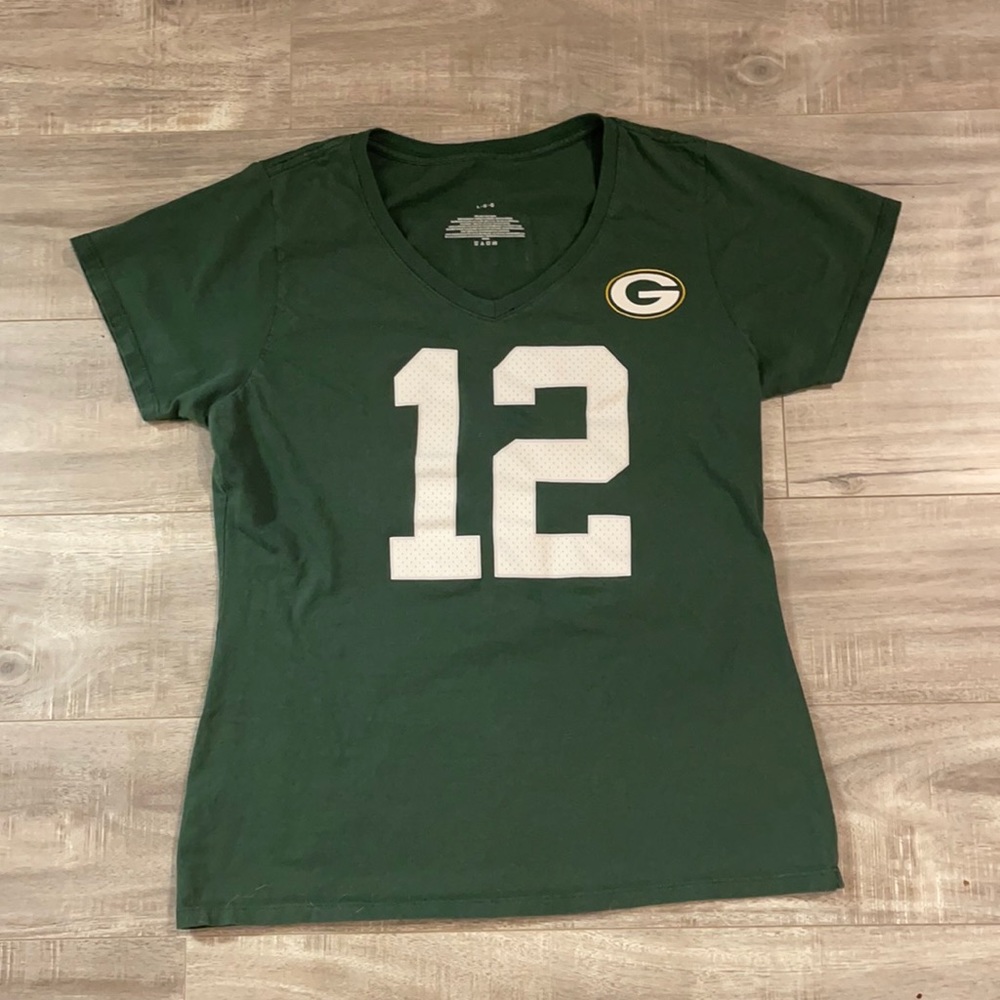 Women’s Large Greenbay Packers Rodgers V-Neck Tshirt